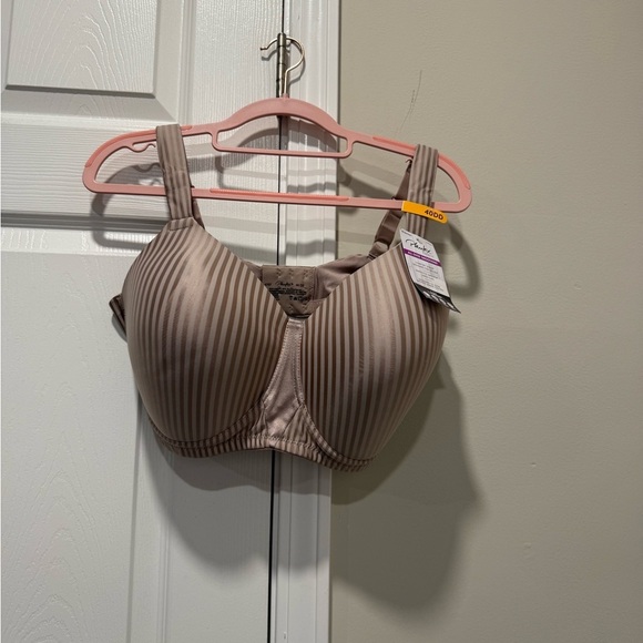 Playtex Wireless Bra Perfectly Smooth Full-Coverage T-Shirt Bra, Full Figures - Picture 6 of 11